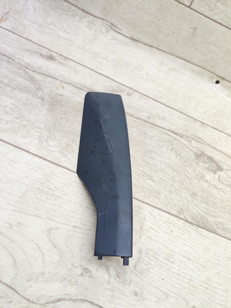 крышка (заглушка) рейлинга Chery Tiggo (T11) 1 поколение 2007, 2.4 л., бензин, МКПП, внедорожник 5 дв. - фото №1