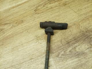 крепление аккумулятора Hyundai H-1 Starex 1997, 2.5 л., D4BF, дизель, МКПП, микроавтобус