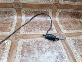 насос (моторчик) омывателя стекла Lada Priora 1 поколение [рестайлинг] (2013 - 2018), 1.6 л., бензин, МКПП, хетчбэк 5 дв., 2110-520809-10