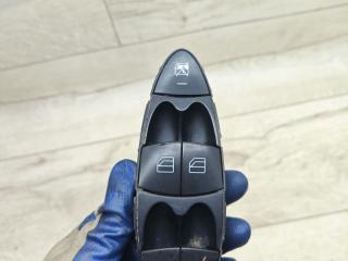 блок управления стеклоподъемниками Mercedes-Benz E-Класс W211/S211 [рестайлинг] 2009, 2.2 л., дизель, АКПП, универсал, A2118213579