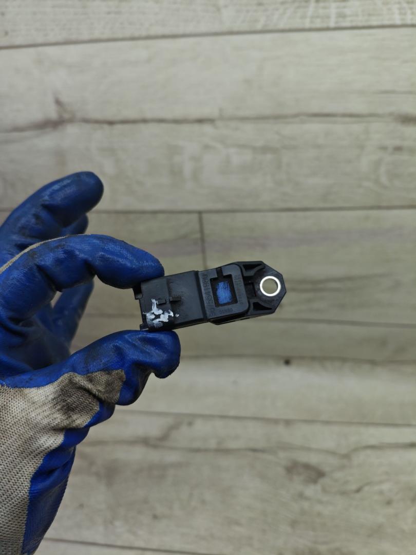 датчик абсолютного давления Peugeot 308 T9 2015, 1.6 л., дизель, МКПП, универсал, 9675541980, 079800-9720 - фото №1