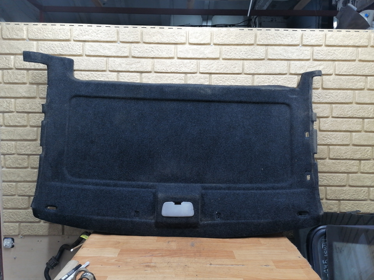 потолок Mercedes-Benz Vito W638 1998, 2.3 л., дизель, МКПП, микроавтобус - фото №1