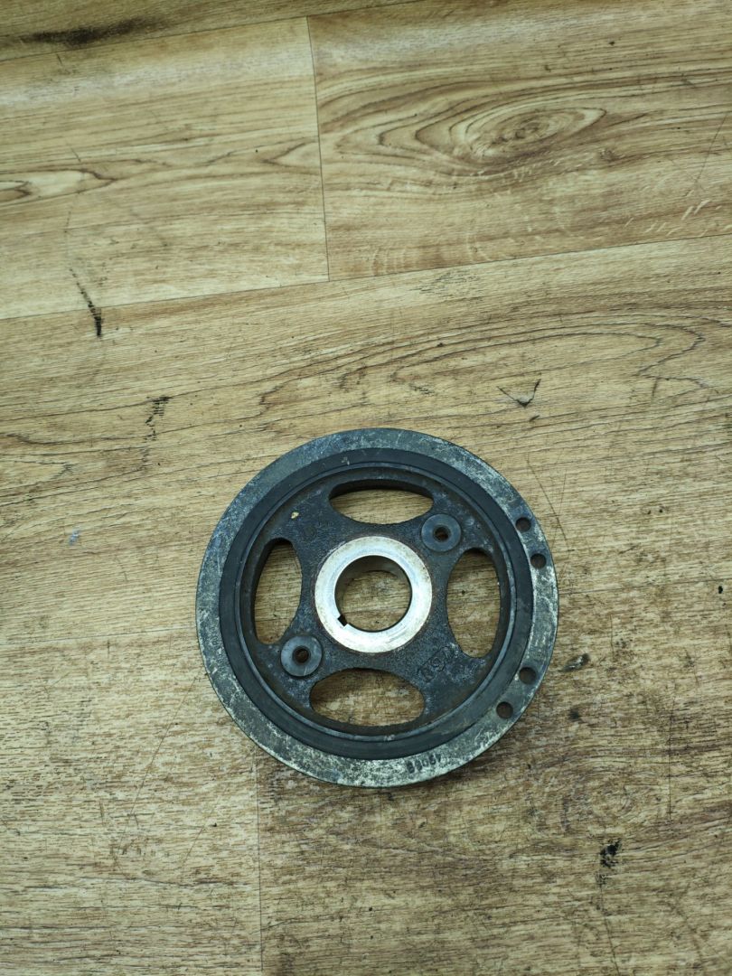 шкив коленвала Toyota Avensis 3 поколение (T270) 2010, 2.0 л., 1AD-FTV, дизель, МКПП, седан - фото №1