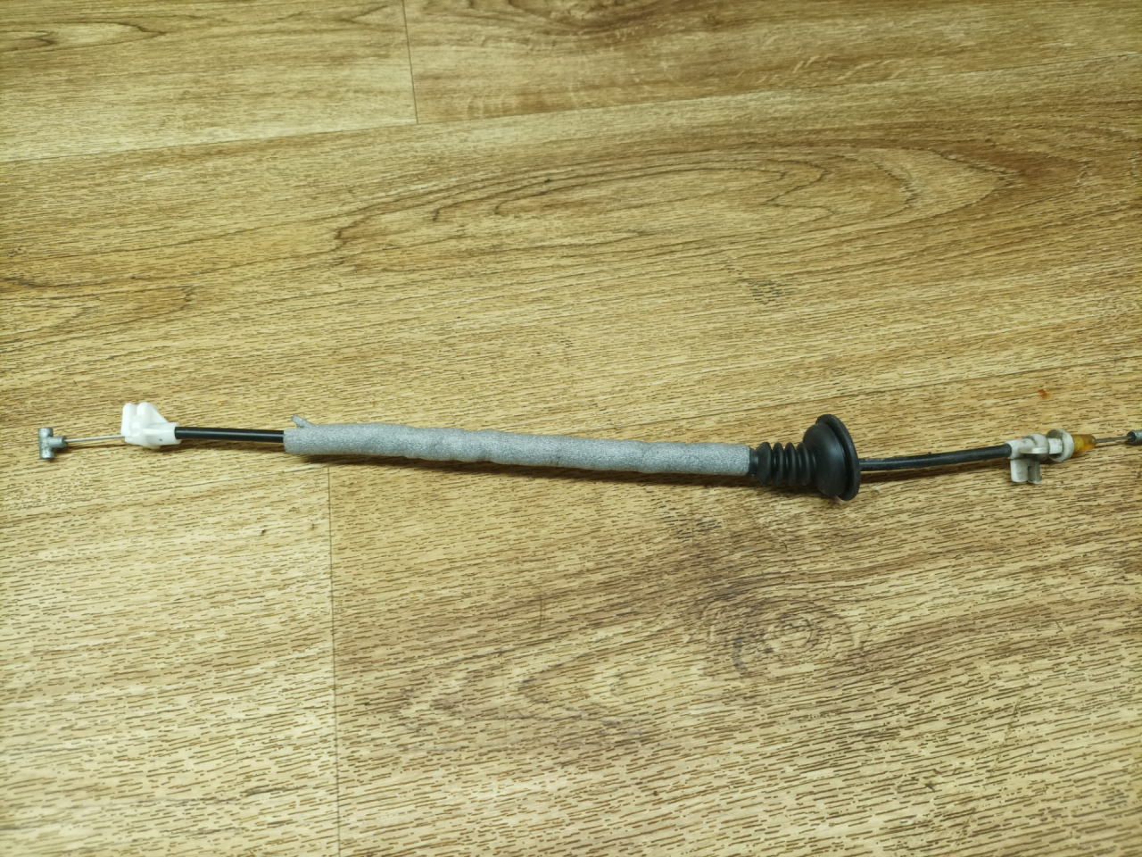 трос двери Skoda Rapid 1 поколение 2015, 1.6 л., CWVA, бензин, МКПП, лифтбэк, 5JA839085 - фото №1