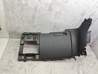 бардачок Peugeot 5008 1 поколение 2010, 1.6 л., Ti, EP6, бензин, МКПП, минивэн, 9685168577