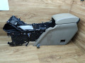 подлокотник Land Rover Range Rover Evoque L538 2012, 2.2 л., 224DT, дизель, МКПП, внедорожник 5 дв. - фото №6