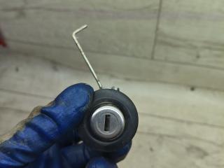 кнопка открытия багажника Renault Logan 2 поколение [рестайлинг] 2017, 1.6 л., K7M 812, бензин, МКПП, седан