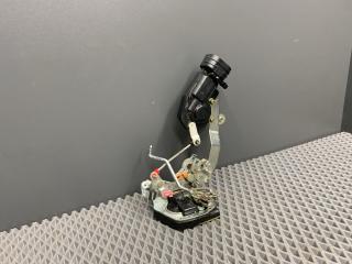 замок двери задней правой Toyota Cami 1 поколение J122E 2001, 1.3 л., K3-VE, бензин, АКПП, 6a5 - черный, внедорожник 5 дв., задний привод, правый руль, 69050-87401