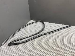 Уплотнитель стекла Toyota Camry XV30 [рестайлинг] ACV30L 2005, 2.4 л., 2AZ-FE, бензин, МКПП, 4q2 (бежевый), седан, передний привод, 6814233071, 68142-33070