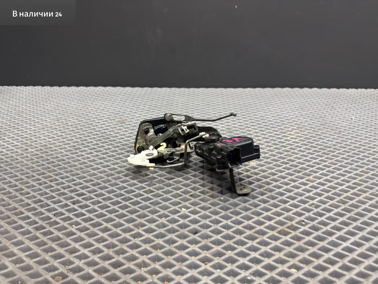 замок двери задней левой Hyundai Accent 2 поколение (LC) 2006, 81410-25000 - фото №1