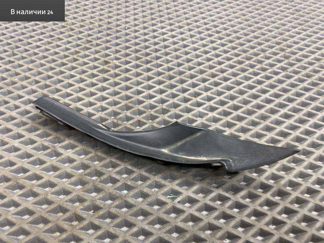 уголок жабо Mitsubishi Lancer 10 поколение CY2A 2008, 1.5 л., 4A91, бензин, АКПП, x42b - черный, седан, передний привод, 7405A192 - фото №1