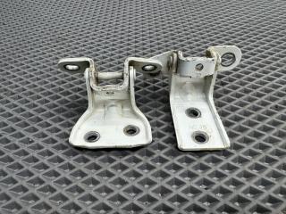 петля двери Kia Rio 2 поколение [рестайлинг] JB 2009, 1.4 л., G4EE, бензин, МКПП, белый ud - clear white, седан, передний привод, 793601G000, 793401G000