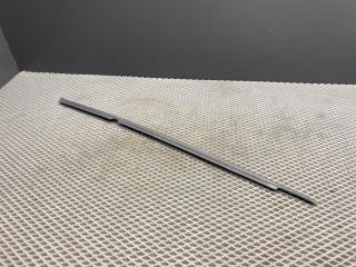 Уплотнитель стекла Toyota Yaris XP9 KSP90 (2005 - 2009), 1.0 л., 1KR-FE, бензин, МКПП, хетчбэк 5 дв., передний привод, 682300D050