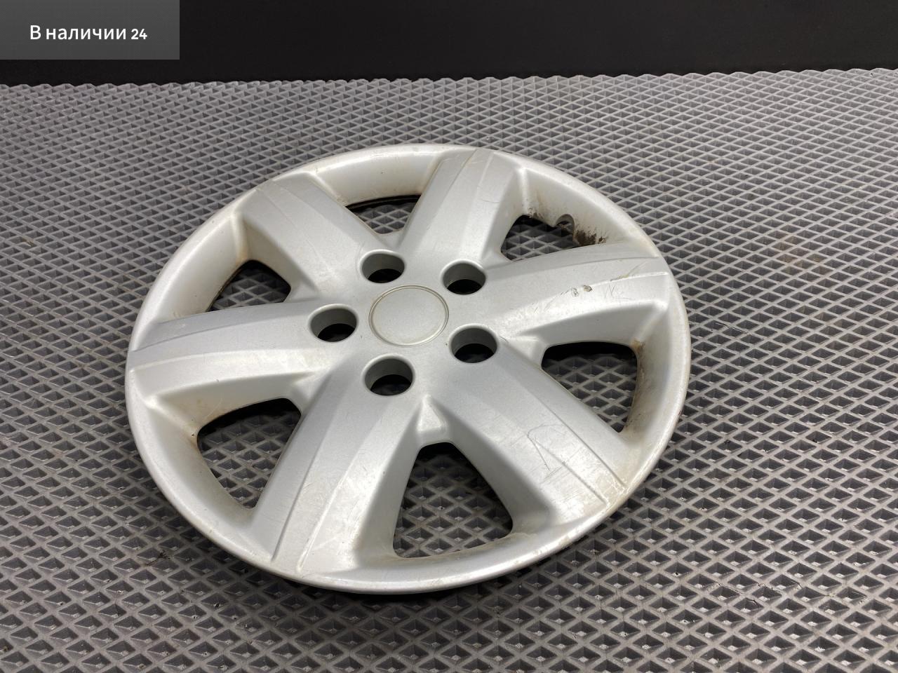 колпак колесный Toyota Cami 1 поколение J122E 2001, 1.3 л., K3-VE, бензин, АКПП, 6a5 - черный, внедорожник 5 дв., задний привод, правый руль, 42602-87403 - фото №1