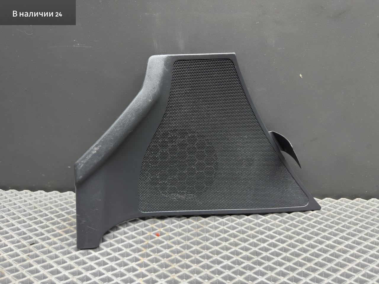 Накладка (сетка) динамика Renault Megane 2 поколение LM0B 2005, 1.6 л., K4M 760, бензин, МКПП, 632 — gris boreal-2, седан, передний привод, 186200171 - фото №1