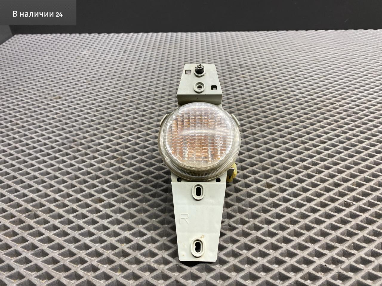 поворотник правый Toyota Cami 1 поколение J122E 2001, 1.3 л., K3-VE, бензин, АКПП, 6a5 - черный, внедорожник 5 дв., задний привод, правый руль, 81510-87406 - фото №1