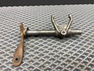 вилка сцепления Chevrolet Aveo T250 [рестайлинг] T250 2008, 1.4 л., F14D4, бензин, МКПП, 33u - sports blue, седан, передний привод, 94580796