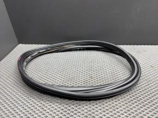 уплотнитель двери Renault Megane 2 поколение LM0B 2005, 1.6 л., K4M 760, бензин, МКПП, 632 — gris boreal-2, седан, передний привод, 8200077500