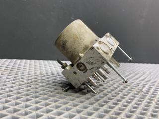 блок ABS Renault Megane 2 поколение LM0B 2005, 1.6 л., K4M 760, бензин, МКПП, 632 — gris boreal-2, седан, передний привод, 8200377455