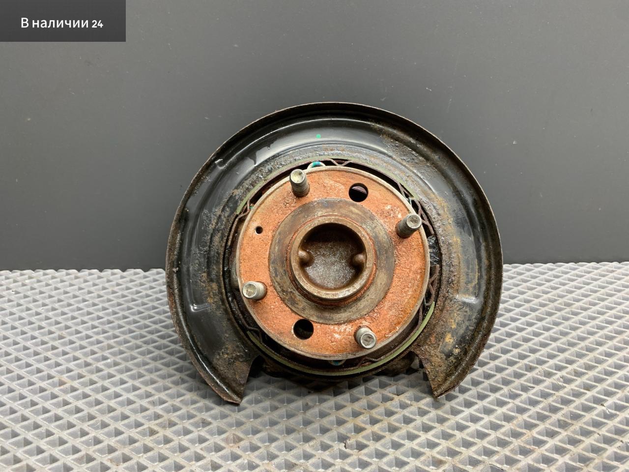 кулак задний правый Chevrolet Lacetti 1 поколение J200 2012, 1.6 л., F16D3, бензин, МКПП, хетчбэк 5 дв., передний привод, правый руль, 96328248, 96639607, 96451751, 96474031, 96407221, 96489002 - фото №1