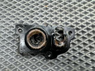 замок капота Kia Rio 2 поколение [рестайлинг] JB 2009, 1.4 л., G4EE, бензин, МКПП, белый ud - clear white, седан, передний привод, 811301G000