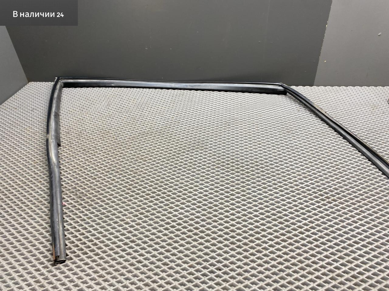 Уплотнитель стекла Chevrolet Lacetti 1 поколение J200 2012, 1.6 л., F16D3, бензин, МКПП, хетчбэк 5 дв., передний привод, правый руль, 96548119 - фото №1