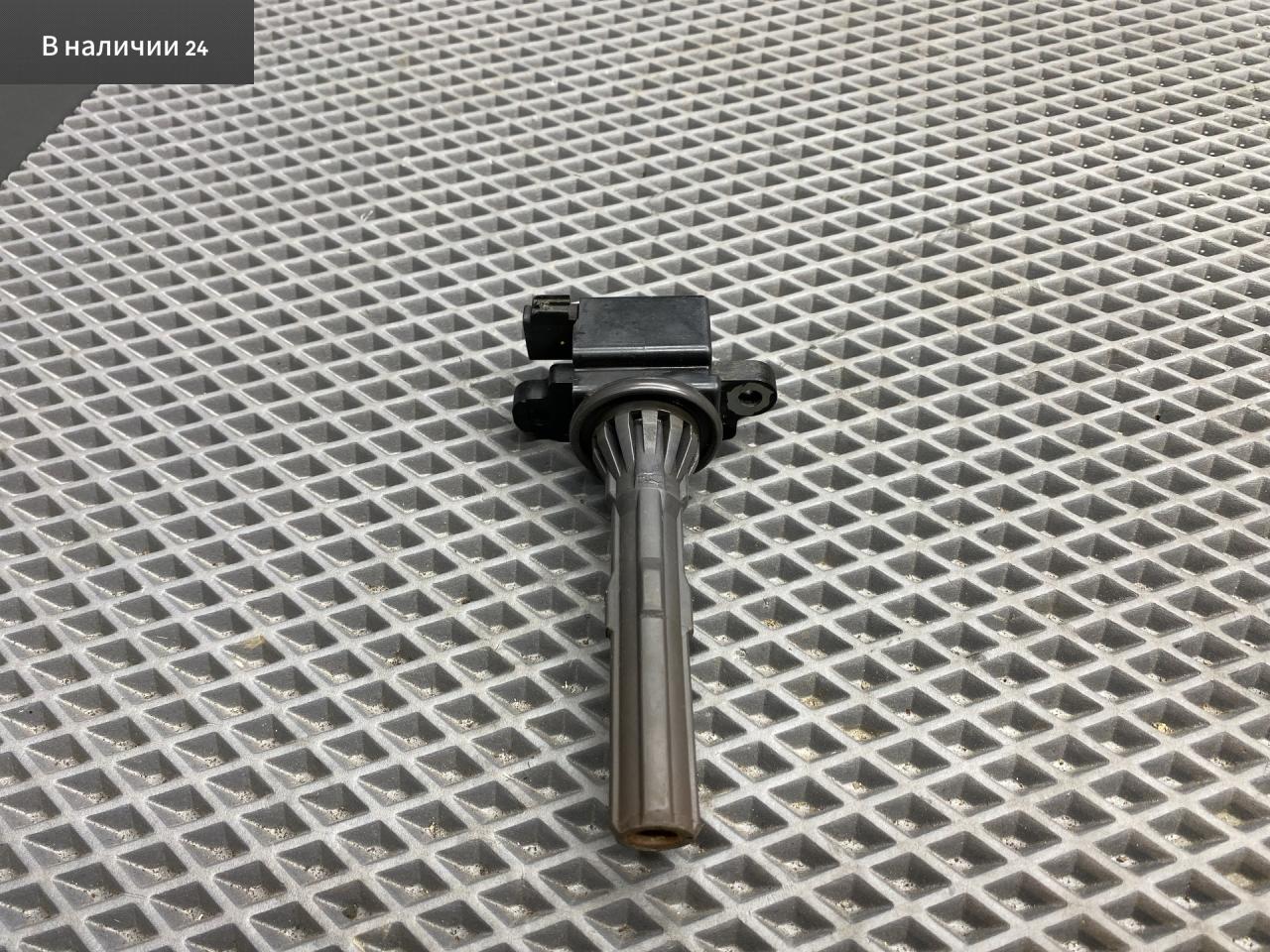 катушка зажигания Toyota Cami 1 поколение J122E 2001, 1.3 л., K3-VE, бензин, АКПП, 6a5 - черный, внедорожник 5 дв., задний привод, правый руль, 90048-52130 - фото №1