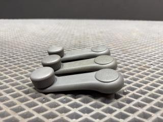 ручка стеклоподъемника Hyundai Accent 2 поколение (LC) 2006, 8263022001