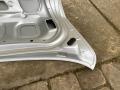 крышка багажника (дверь 3-5) Renault Megane 2 поколение LM0B 2005, 1.6 л., K4M 760, бензин, МКПП, 632 — gris boreal-2, седан, передний привод, 7751474292 - фото №22