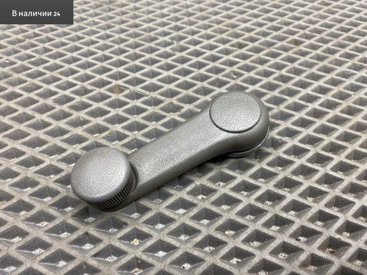 ручка стеклоподъемника задней Hyundai Accent 2 поколение (LC) LC2 2009, 1.5 л., G4EC-G, бензин, МКПП, h01 - бежевый, седан, передний привод, 8263022001 - фото №1