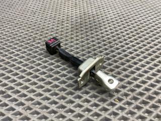 ограничитель открывания двери Mitsubishi Lancer 10 поколение CY2A 2008, 1.5 л., 4A91, бензин, АКПП, x42b - черный, седан, передний привод, 5732A066