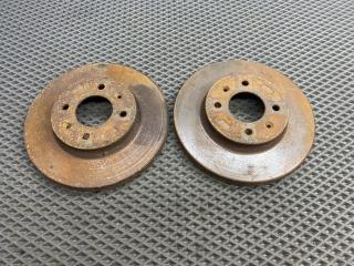 диски тормозные (комплект) Kia Rio 2 поколение [рестайлинг] JB 2009, 1.4 л., G4EE, бензин, МКПП, белый ud - clear white, седан, передний привод, 517121G000