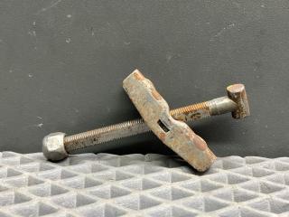 механизм стояночного тормоза (ручника) Renault Megane 2 поколение LM0B 2005, 1.6 л., K4M 760, бензин, МКПП, 632 — gris boreal-2, седан, передний привод, 8200198861