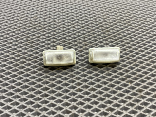 подсветка номера Toyota Corolla 9 поколение (E120/E130) CDE120 2004, 1.6 л., 3ZZ-FE, бензин, МКПП, 8q3 - grayish blue, седан, передний привод, 8127002080, 8127012501, 8127012502