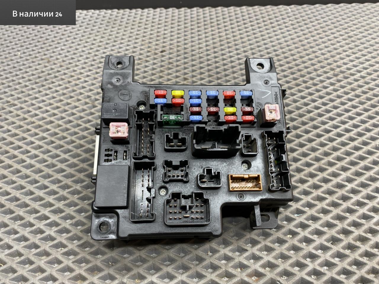 блок предохранителей Mitsubishi Lancer 10 поколение CY2A 2008, 1.5 л., 4A91, бензин, АКПП, x42b - черный, седан, передний привод, 8637A465 - фото №1