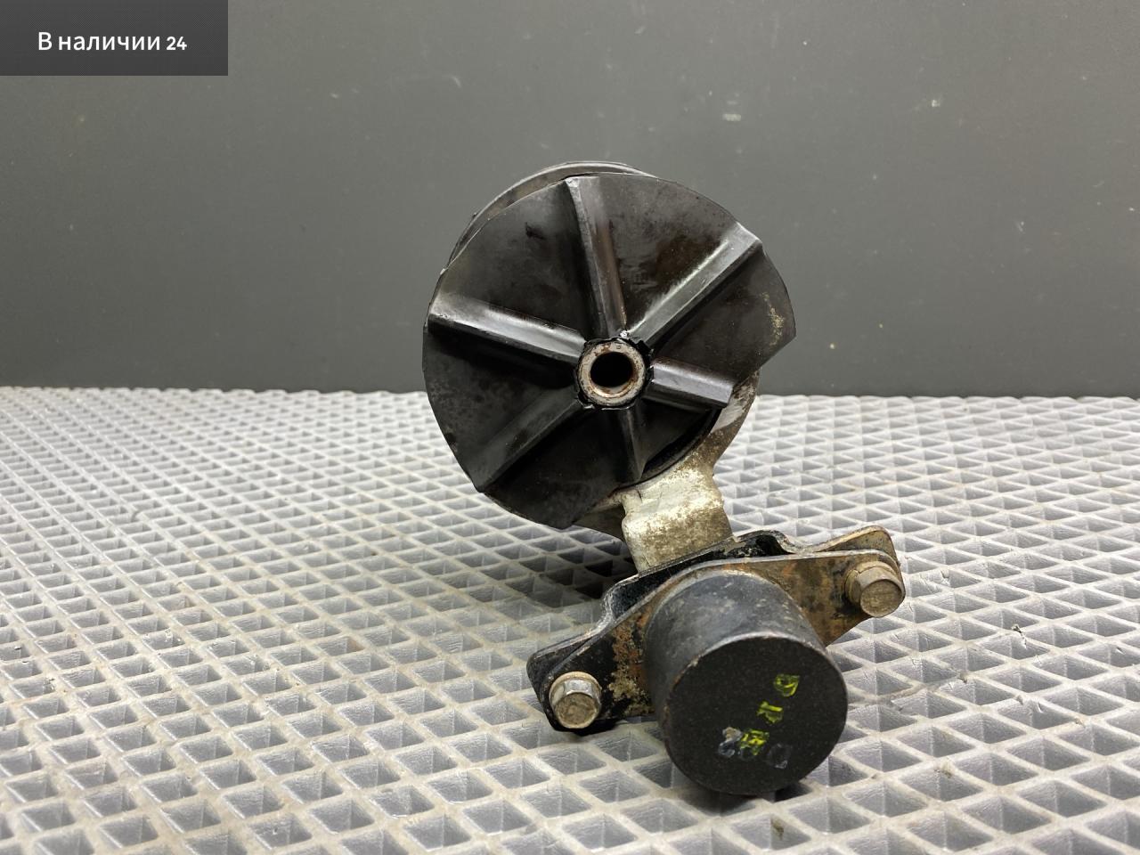 подушка крепления двигателя Hyundai Accent 2 поколение (LC) LC2 2009, 1.5 л., G4EC-G, бензин, МКПП, h01 - бежевый, седан, передний привод, 21810-25110 - фото №1