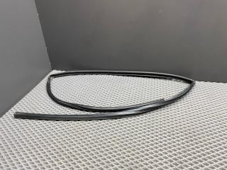 Уплотнитель стекла Toyota Camry XV30 [рестайлинг] ACV30L 2005, 2.4 л., 2AZ-FE, бензин, МКПП, 4q2 (бежевый), седан, передний привод, 6815233071, 68152-33070