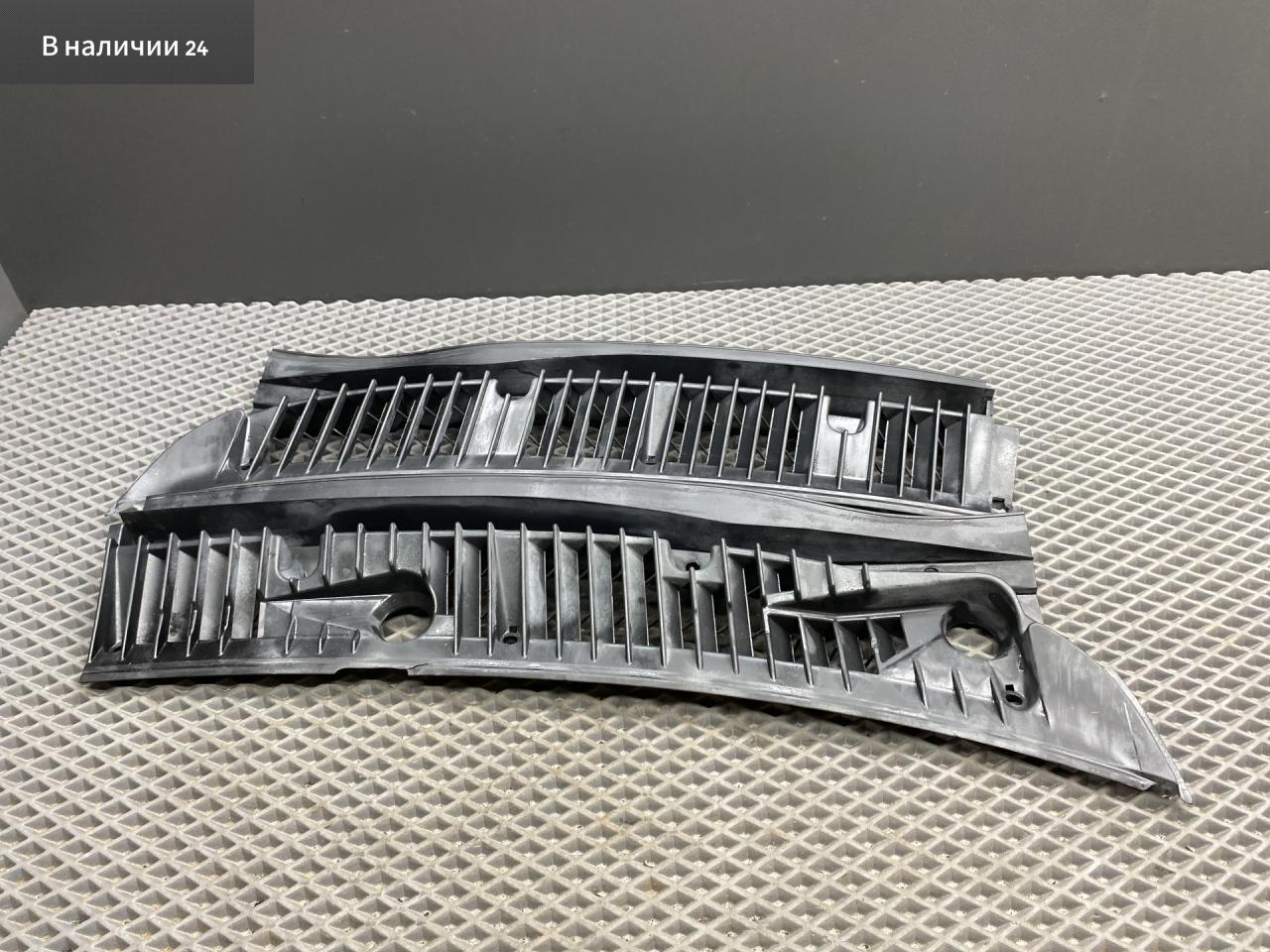 водосток капота Toyota Cami 1 поколение J122E 2001, 1.3 л., K3-VE, бензин, АКПП, 6a5 - черный, внедорожник 5 дв., задний привод, правый руль, 55781-87401 - фото №1