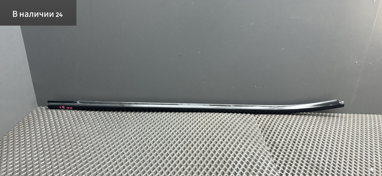 Уплотнитель стекла Kia Cerato 2 поколение TD 2009, 1.6 л., G4FC, бензин, МКПП, cеребро 3d - bright silver, седан, передний привод, 822201M000 - фото №1