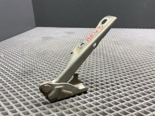 петля капота правая Hyundai Accent 2 поколение (LC) LC2 2009, 1.5 л., G4EC-G, бензин, МКПП, h01 - бежевый, седан, передний привод, 79120-25001