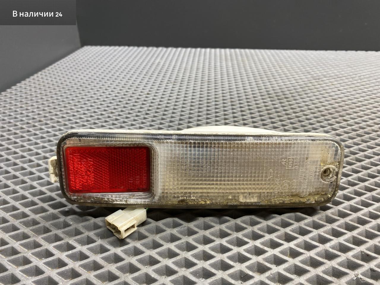 фонарь противотуманный левый Toyota Cami 1 поколение J122E 2001, 1.3 л., K3-VE, бензин, АКПП, 6a5 - черный, внедорожник 5 дв., задний привод, правый руль, 81503-87401 - фото №1