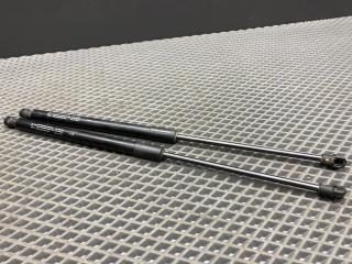 амортизатор крышки багажника (3-5 двери) Chevrolet Lacetti 1 поколение J200 2012, 1.6 л., F16D3, бензин, МКПП, хетчбэк 5 дв., передний привод, правый руль, 96940954