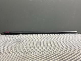 Уплотнитель стекла Renault Megane 2 поколение LM0B 2005, 1.6 л., K4M 760, бензин, МКПП, 632 — gris boreal-2, седан, передний привод, 8200121017