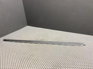 Уплотнитель стекла Mitsubishi Lancer 10 поколение CY2A 2008, 1.5 л., 4A91, бензин, АКПП, x42b - черный, седан, передний привод, 5727A005