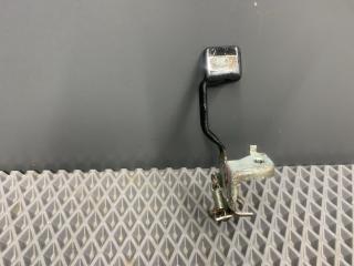 ручка открытия лючка топливного бака Toyota Cami 1 поколение J122E 2001, 1.3 л., K3-VE, бензин, АКПП, 6a5 - черный, внедорожник 5 дв., задний привод, правый руль, 64606-87210