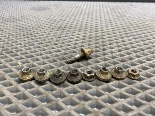 болт Renault Megane 2 поколение LM0B 2005, 1.6 л., K4M 760, бензин, МКПП, 632 — gris boreal-2, седан, передний привод, 7703034303, 8200403500