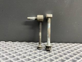 болт Mitsubishi Lancer 10 поколение CY2A 2008, 1.5 л., 4A91, бензин, АКПП, x42b - черный, седан, передний привод, MD327592