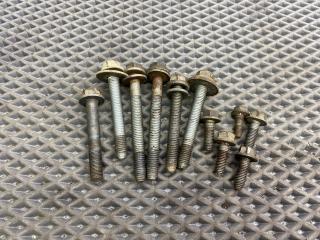 болт Renault Megane 2 поколение LM0B 2005, 1.6 л., K4M 760, бензин, МКПП, 632 — gris boreal-2, седан, передний привод, 7703602251, 7703002692