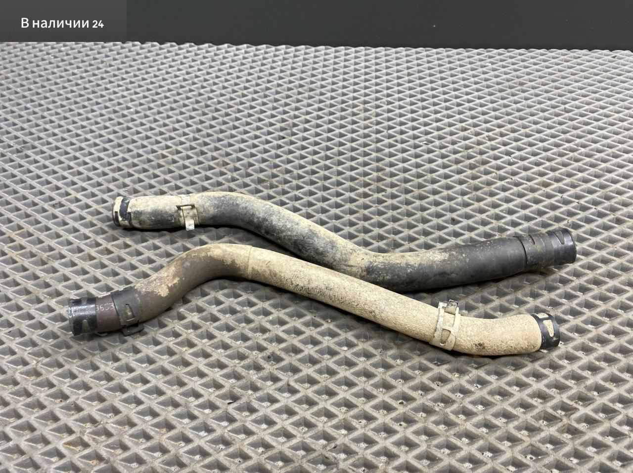 патрубок отопителя (печки) Chevrolet Lacetti 1 поколение J200 2012, 1.6 л., F16D3, бензин, МКПП, хетчбэк 5 дв., передний привод, правый руль, 96554384, 96554383 - фото №1