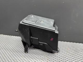 блок предохранителей Renault Megane 2 поколение LM0B 2005, 1.6 л., K4M 760, бензин, МКПП, 632 — gris boreal-2, седан, передний привод, 8200356348, 8200356340